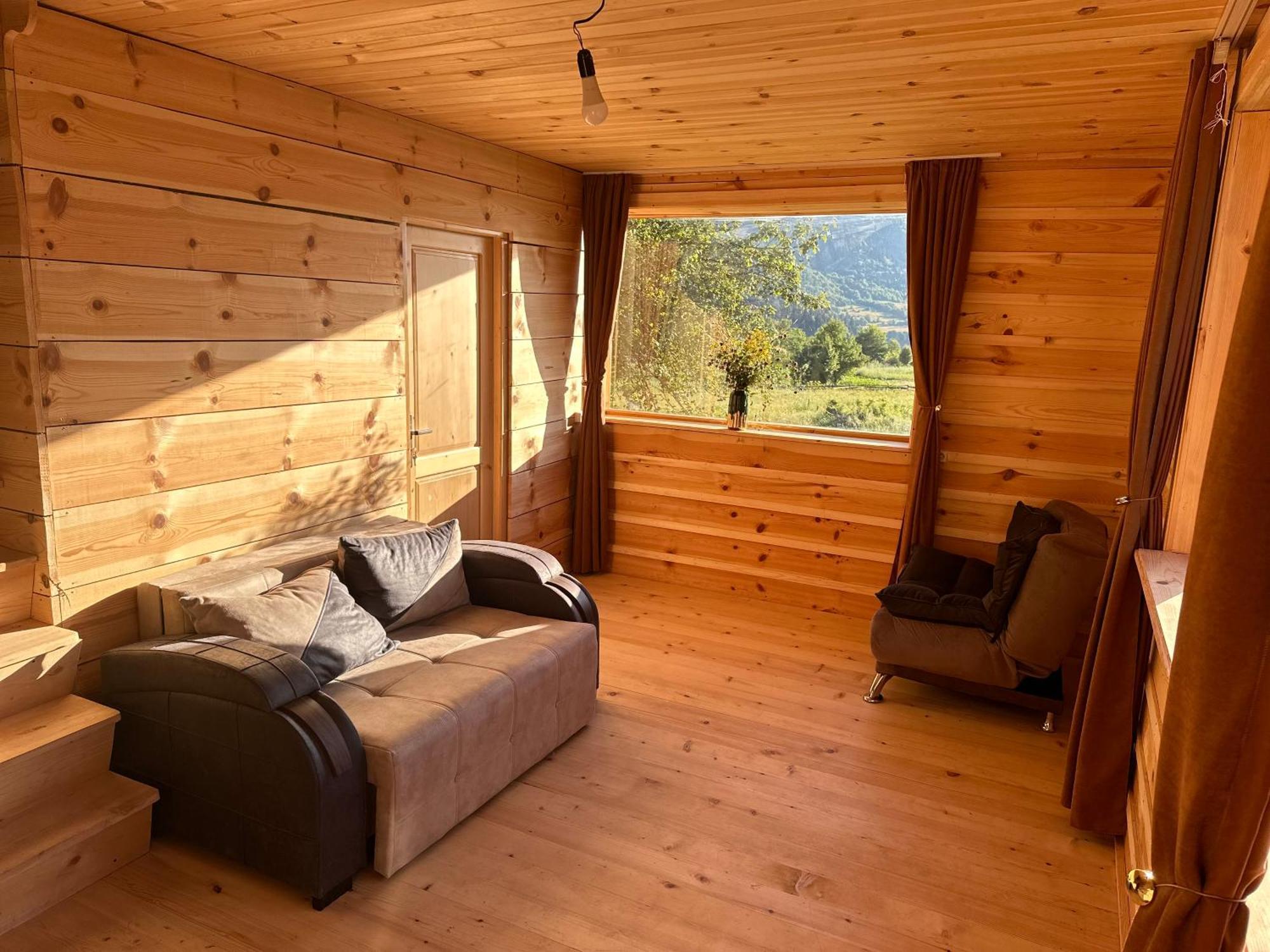 Ecohouse Svaneti Mestia Exterior foto